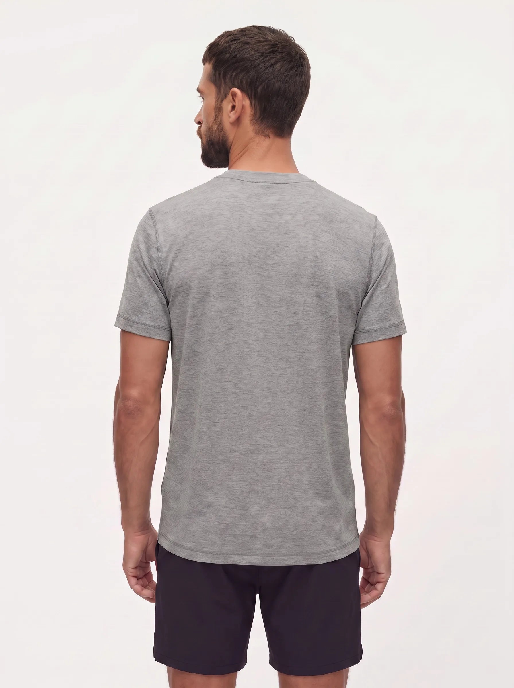 Camiseta Active de cuello redondo FlowBlend™