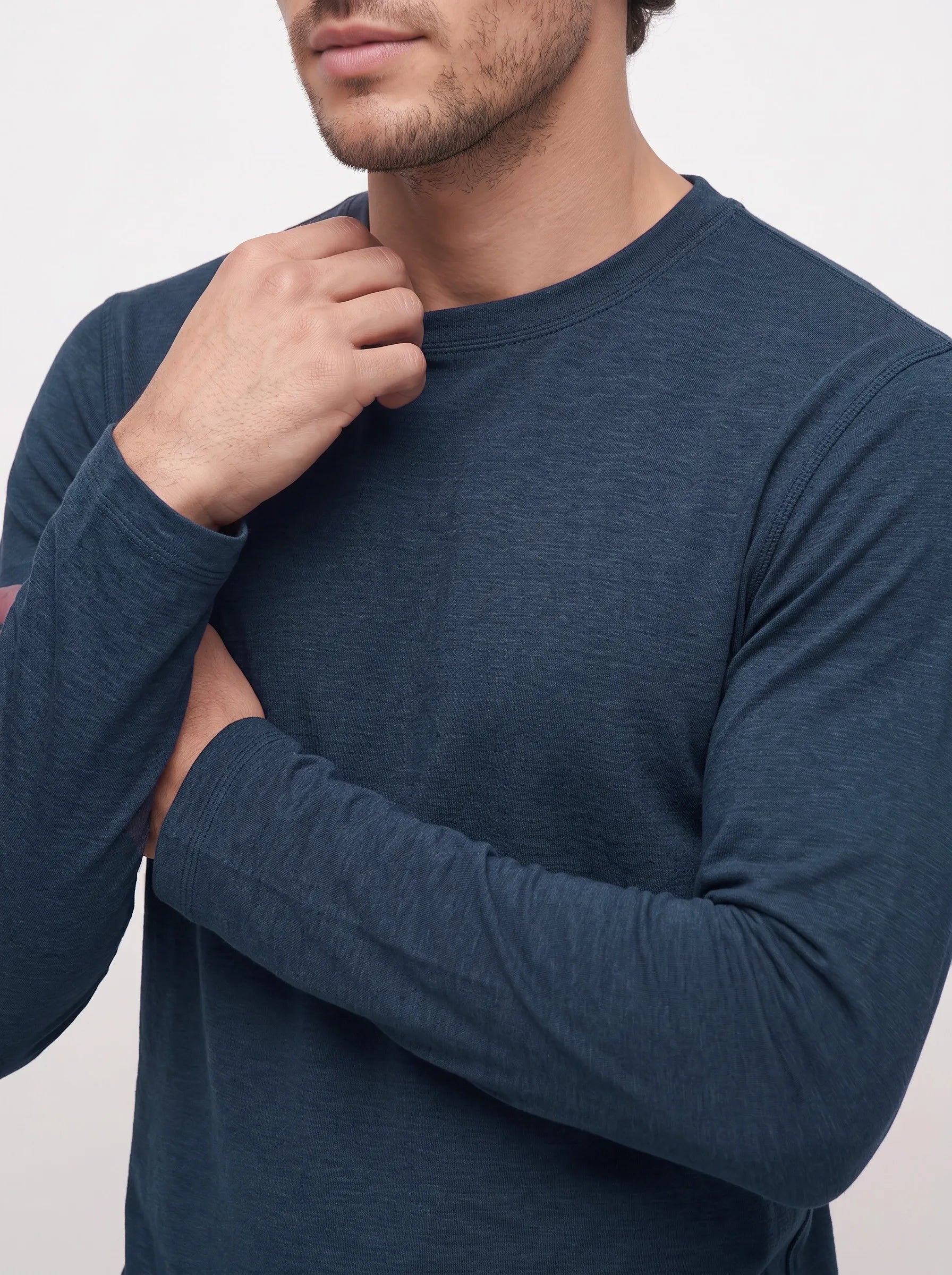 T-shirt de sport à manches longues col rond FlowBlend™