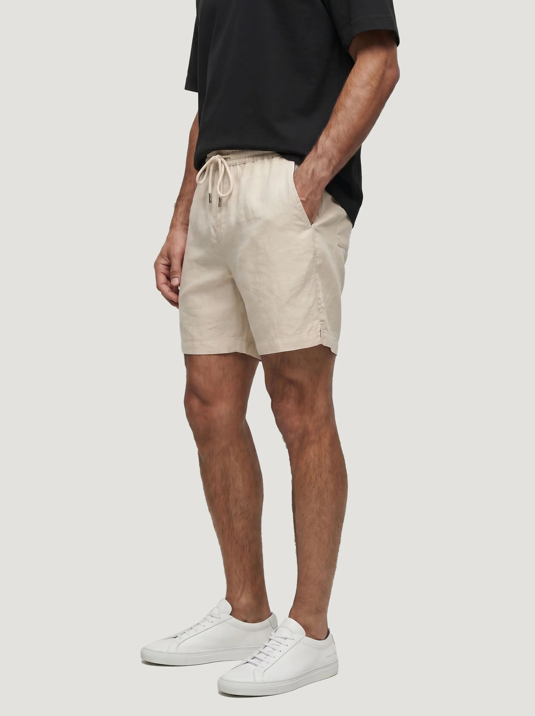 Shorts mit Kordelzug aus 100 % europäischem Leinen
