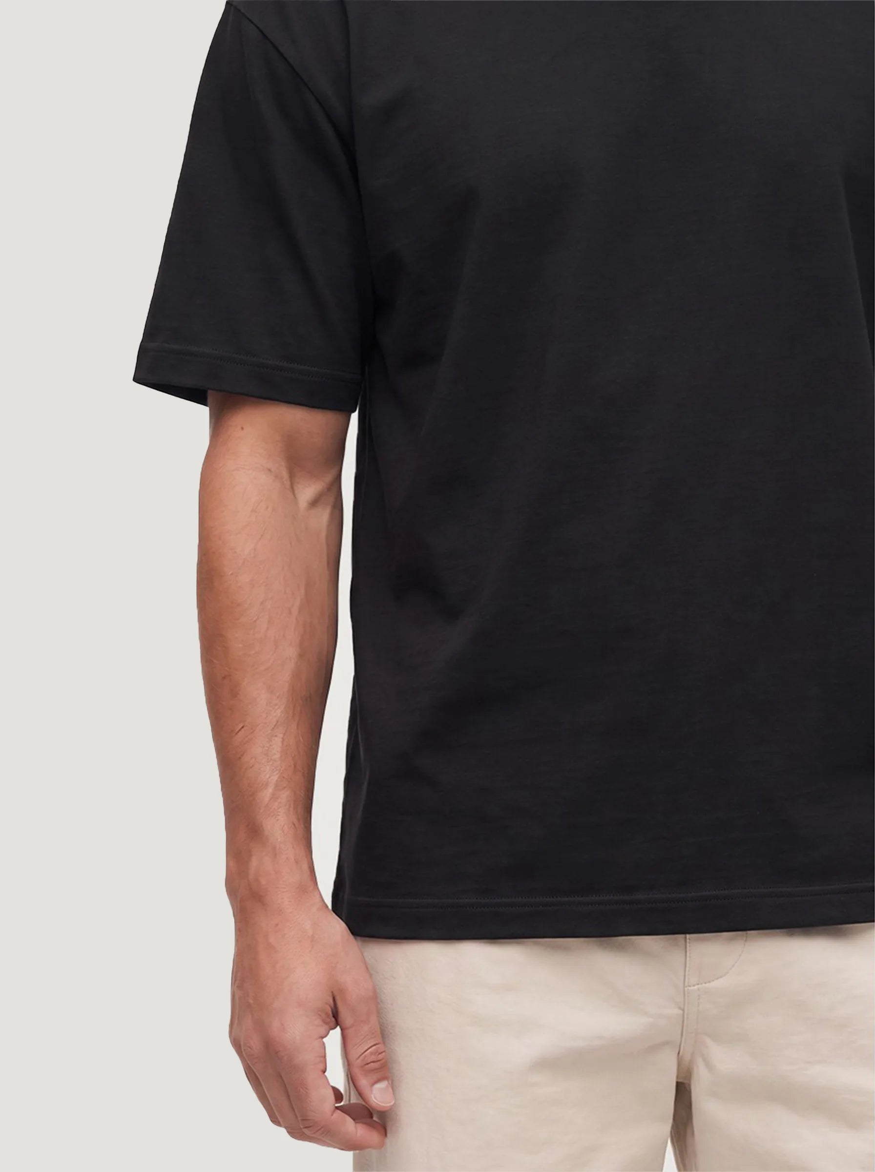 Schweres Rundhals-T-Shirt aus 100 % Bio-Baumwolle