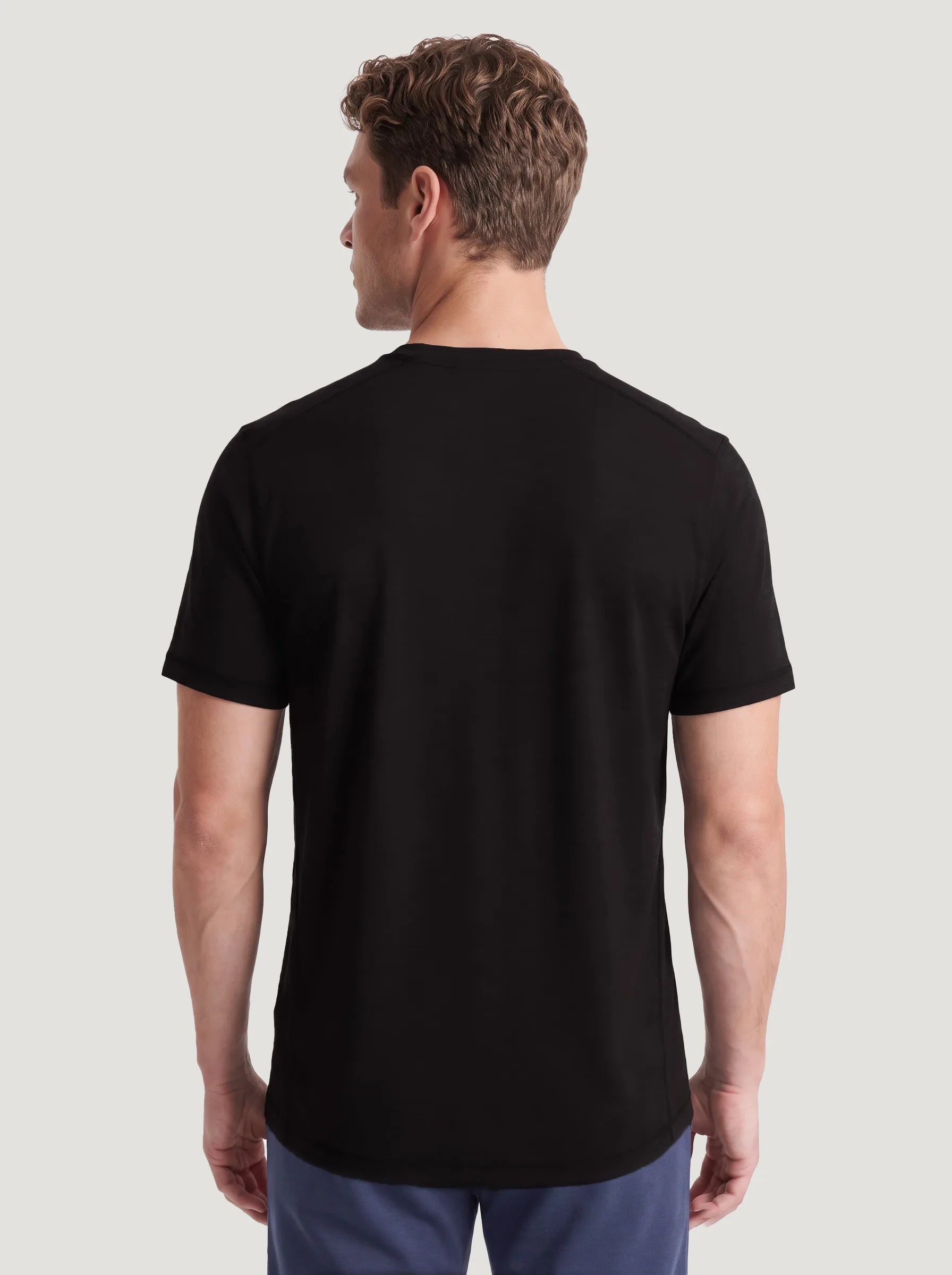 Camiseta de cuello redondo FlowBlend™ Active