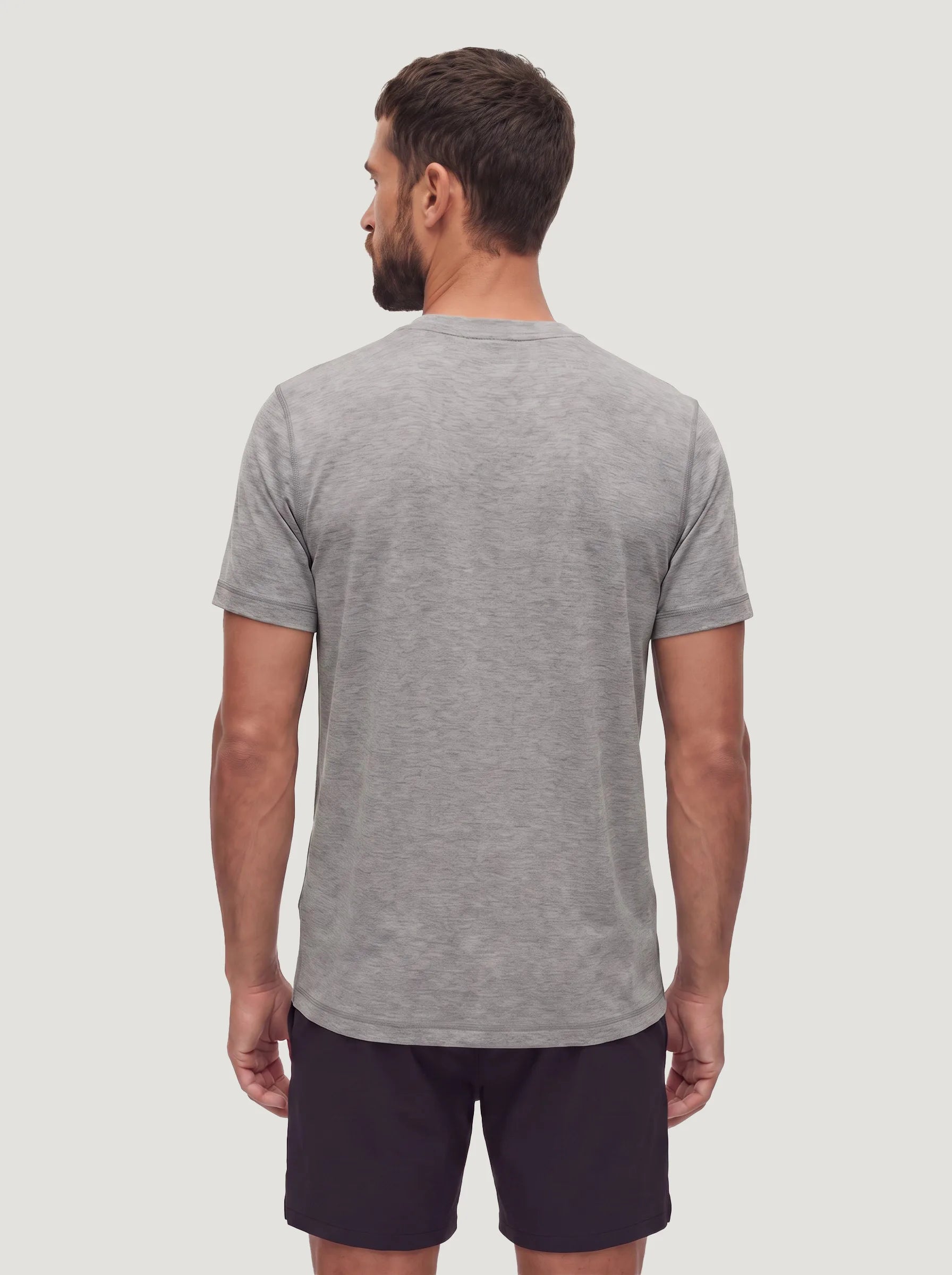 Camiseta de cuello redondo FlowBlend™ Active