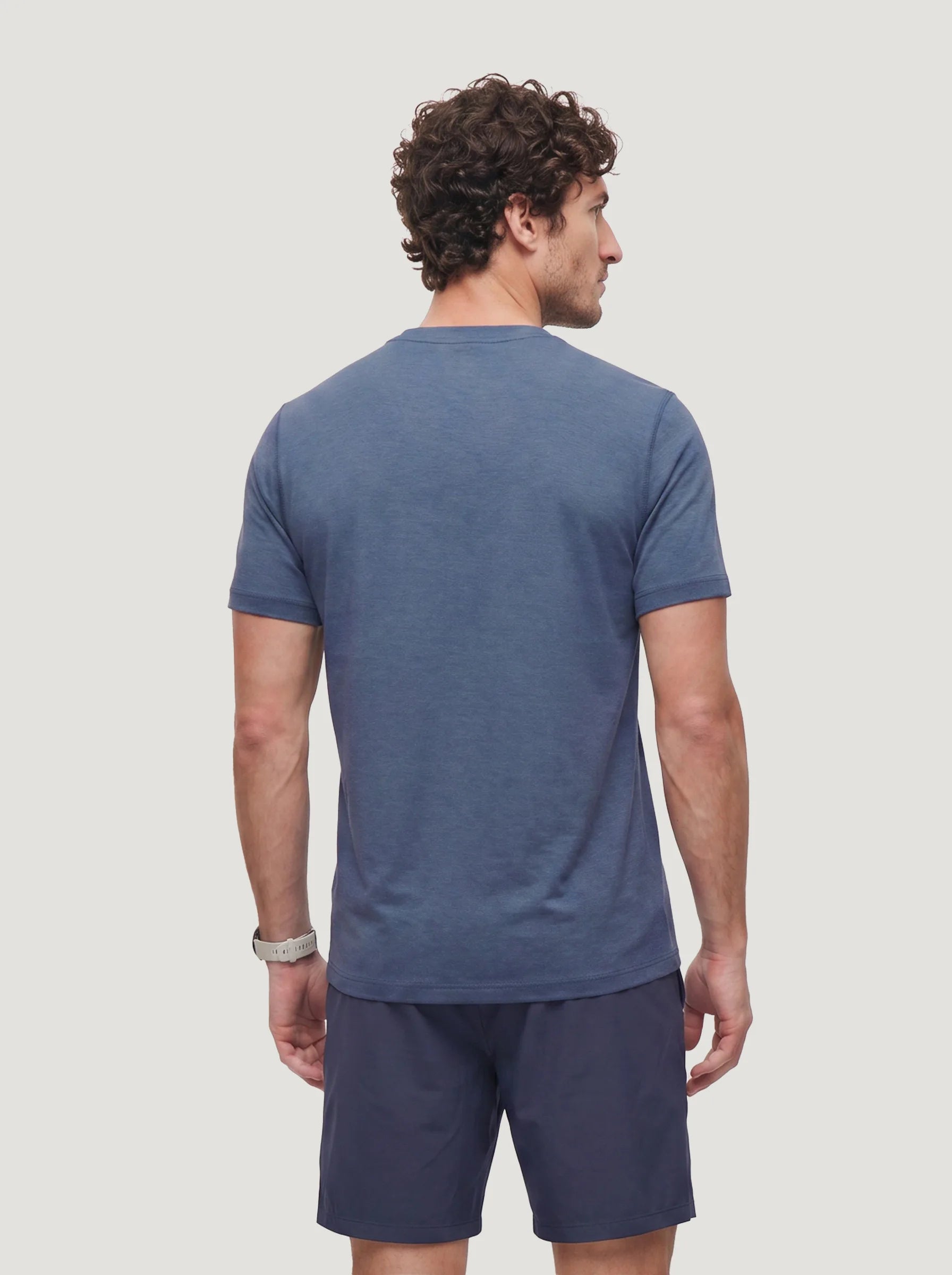 Camiseta de cuello redondo FlowBlend™ Active