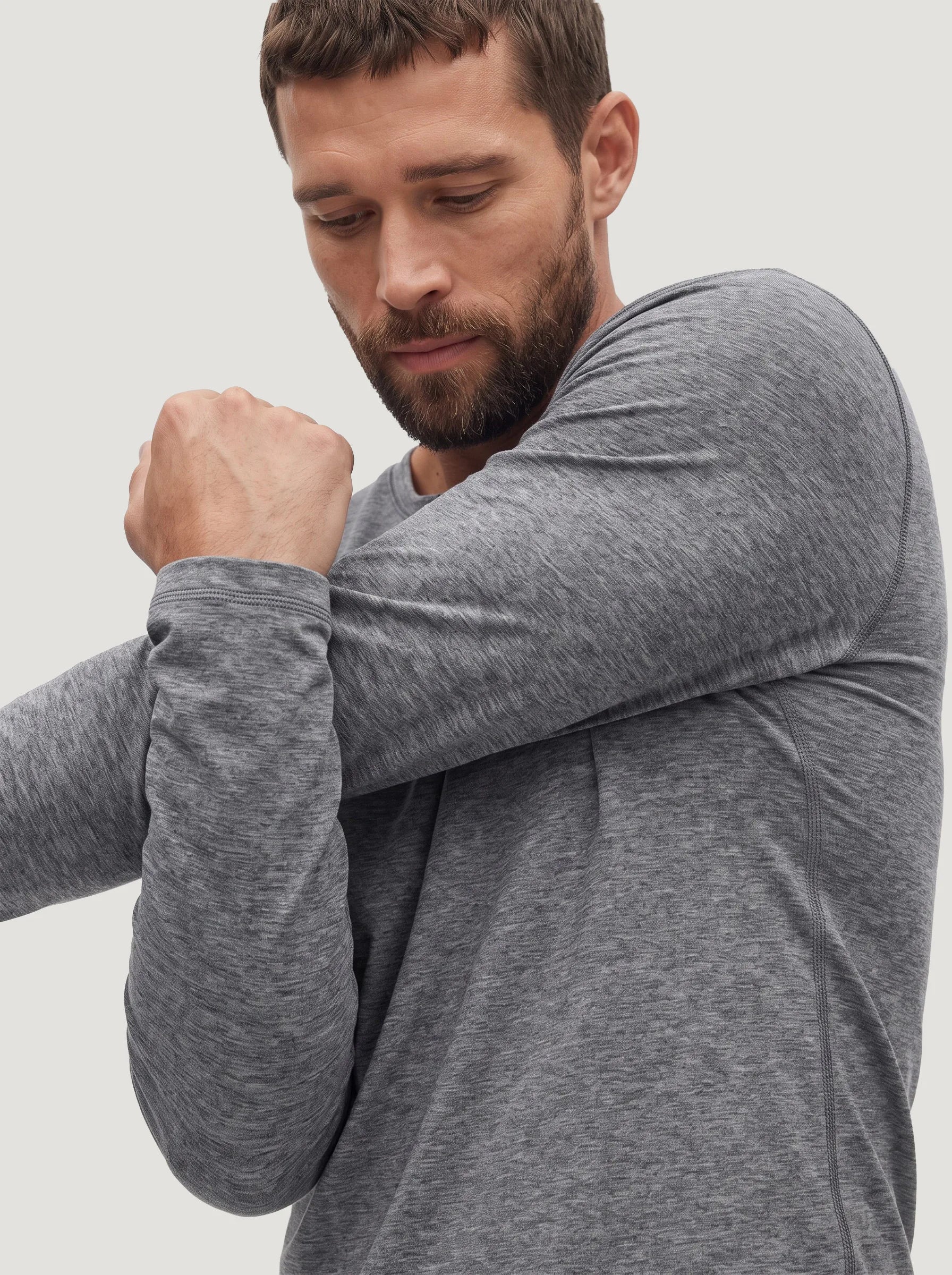 Camiseta de manga larga y cuello redondo FlowBlend™ Active