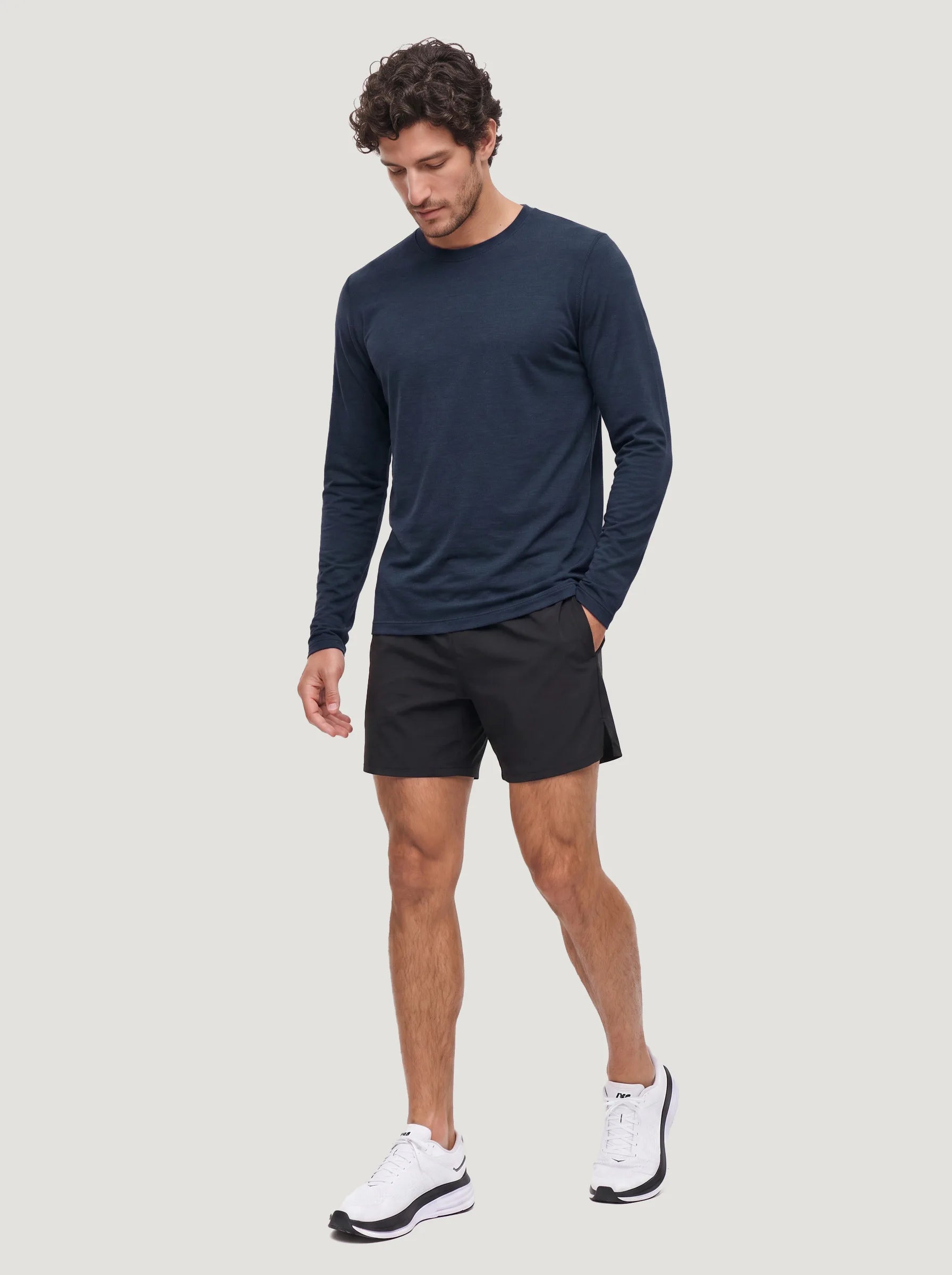 Camiseta de manga larga y cuello redondo FlowBlend™ Active