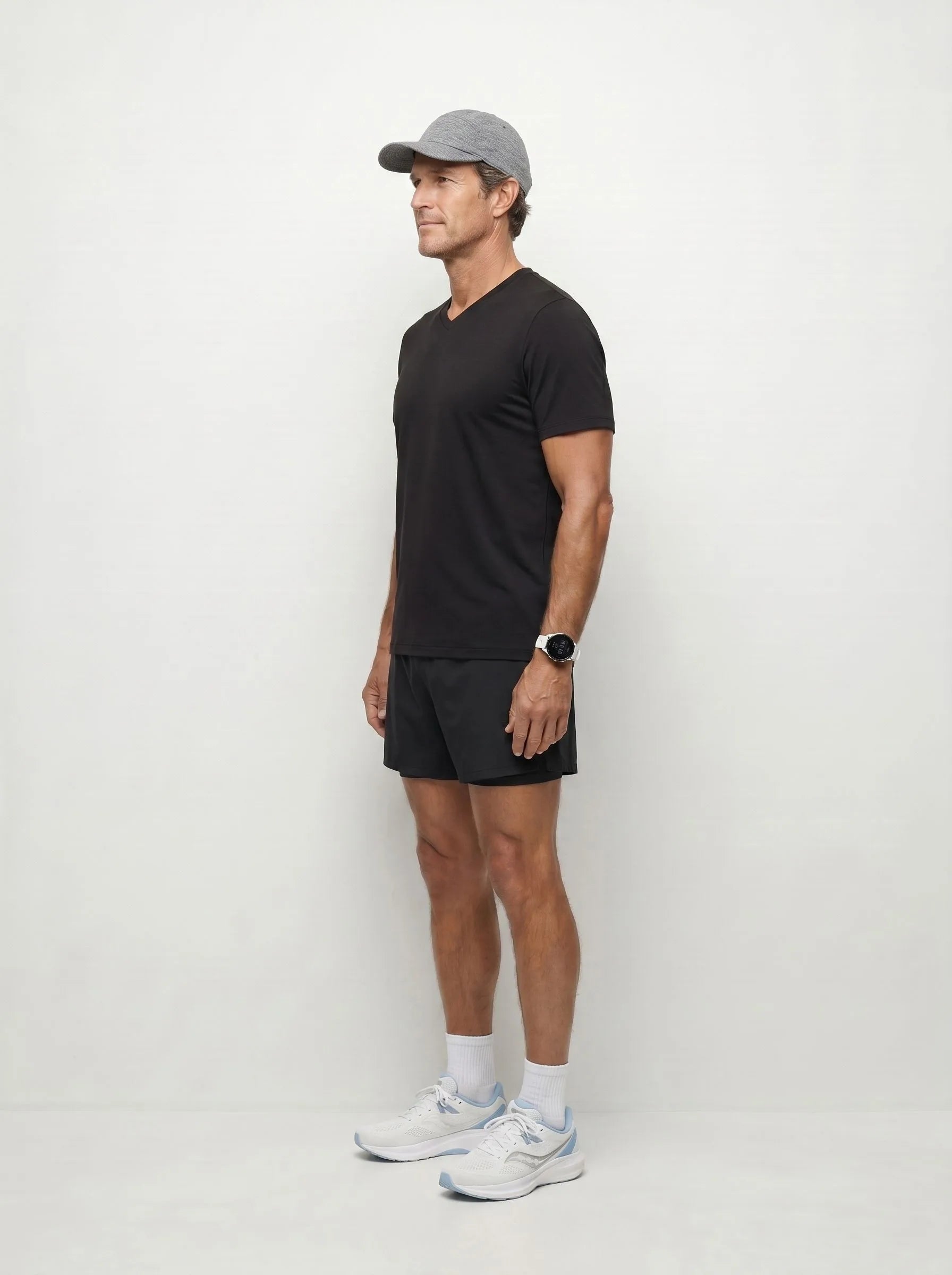 T-shirt con scollo a V AirPace™ Performance